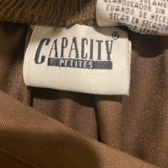 Capacity Petites Skirt- Large - Picture 6 of 6